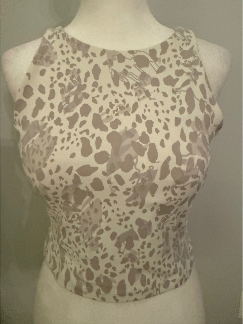 Lululemon Animal Print Sleeveless Fitted Crop Tank Top Beige Brown Size 4